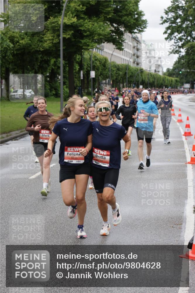 14.06.2026 - REWE Women's Run Jannik Wohlers http://msf.ph/oto/9804628 14.06.2026 10:38:30 Laufen 5245, 7, 6244 meine-sportfotos.de