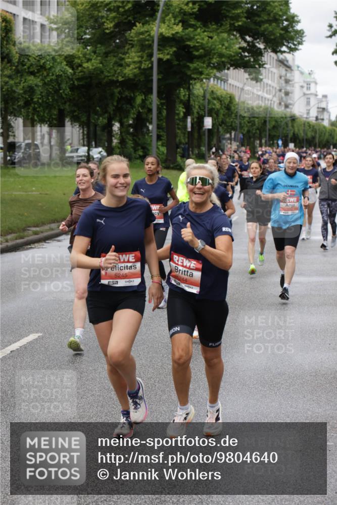 14.06.2026 - REWE Women's Run Jannik Wohlers http://msf.ph/oto/9804640 14.06.2026 10:38:31 Laufen 5245, 7, 244 meine-sportfotos.de