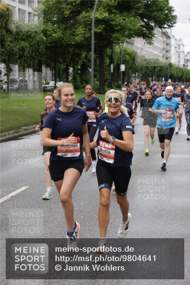 14.06.2026 - REWE Women's Run Jannik Wohlers http://msf.ph/oto/9804641 14.06.2026 10:38:31 Laufen 5245, 244 meine-sportfotos.de