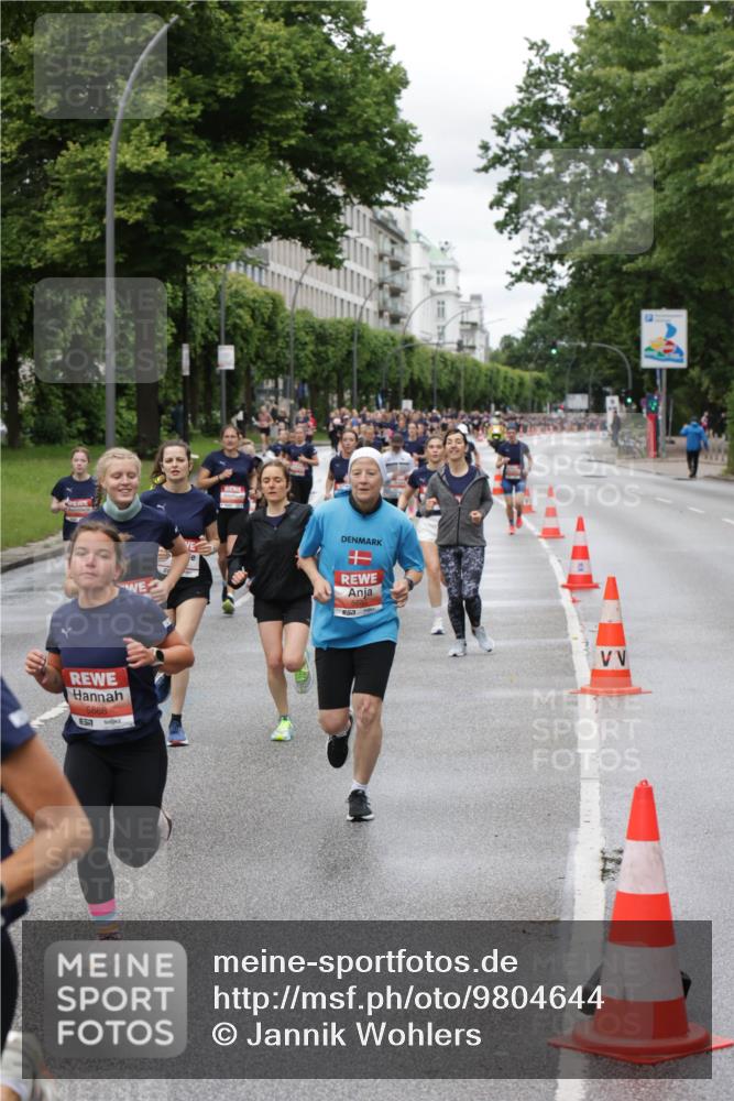 14.06.2026 - REWE Women's Run Jannik Wohlers http://msf.ph/oto/9804644 14.06.2026 10:38:32 Laufen 5868 meine-sportfotos.de