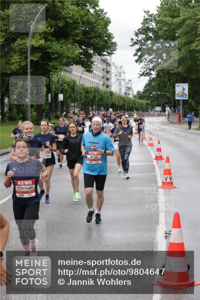 14.06.2026 - REWE Women's Run Jannik Wohlers http://msf.ph/oto/9804647 14.06.2026 10:38:32 Laufen 5868, 7, 5683, 157 meine-sportfotos.de