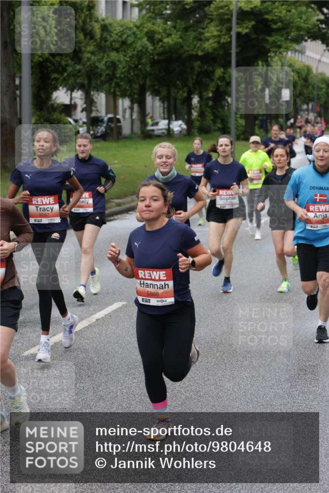14.06.2026 - REWE Women's Run Jannik Wohlers http://msf.ph/oto/9804648 14.06.2026 10:38:32 Laufen 5287, 5868, 5683, 657 meine-sportfotos.de
