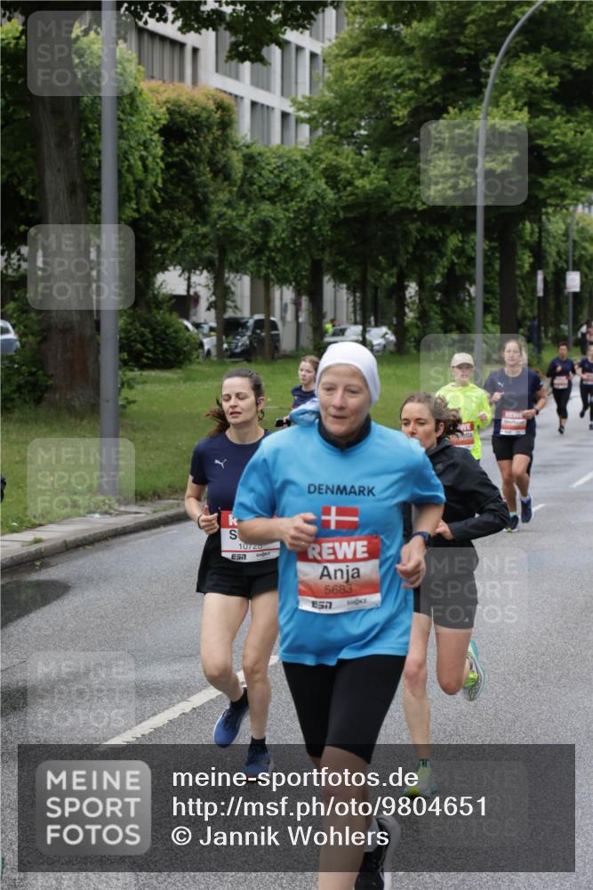 14.06.2026 - REWE Women's Run Jannik Wohlers http://msf.ph/oto/9804651 14.06.2026 10:38:34 Laufen 10720, 51, 5683, 7 meine-sportfotos.de