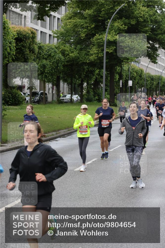 14.06.2026 - REWE Women's Run Jannik Wohlers http://msf.ph/oto/9804654 14.06.2026 10:38:34 Laufen  meine-sportfotos.de