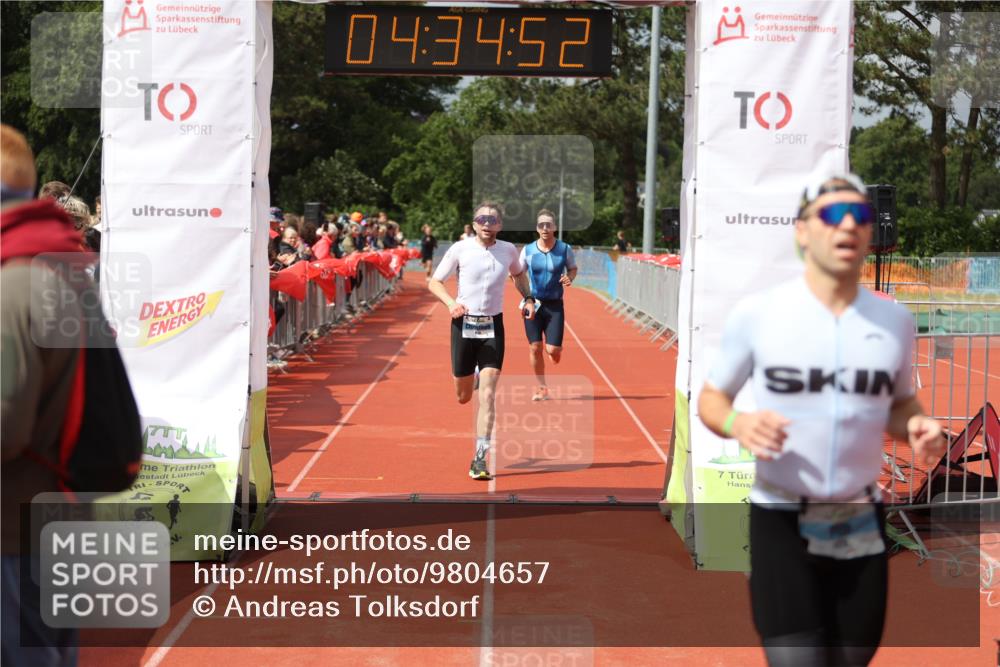 14.06.2026 - 7 Türme Triathlon Andreas Tolksdorf http://msf.ph/oto/9804657 14.06.2026 15:34:51 Ziel 951, 955, 1007, 1126, 1146 meine-sportfotos.de
