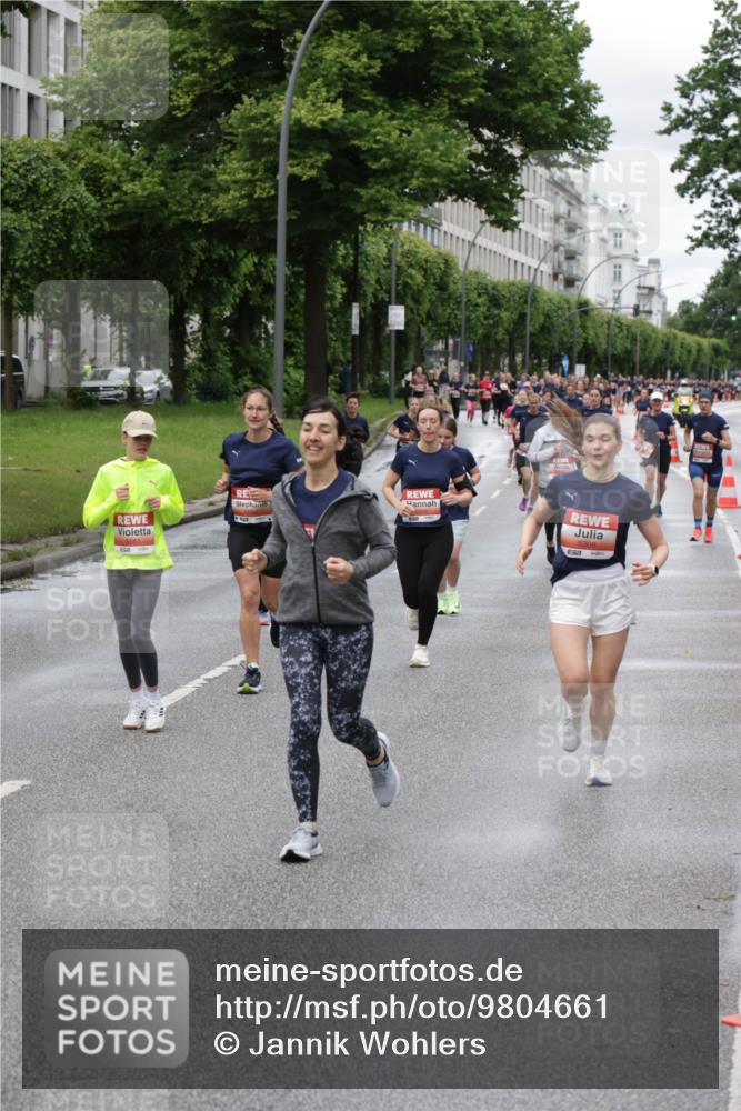 14.06.2026 - REWE Women's Run Jannik Wohlers http://msf.ph/oto/9804661 14.06.2026 10:38:35 Laufen 5308, 57 meine-sportfotos.de