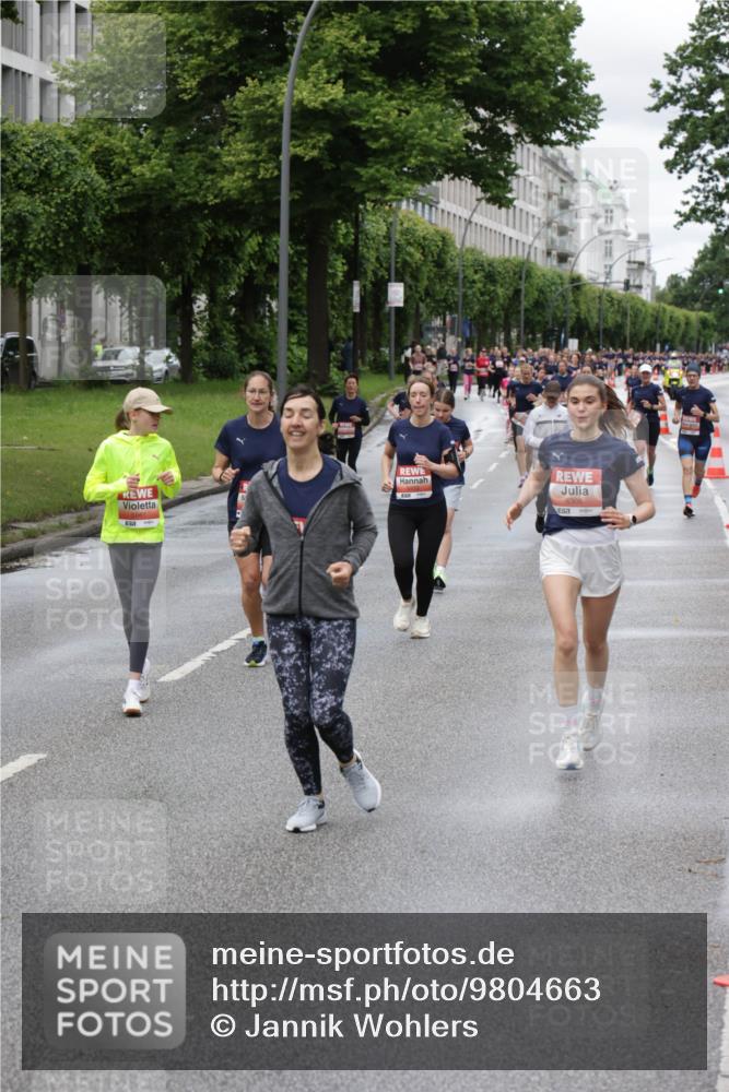14.06.2026 - REWE Women's Run Jannik Wohlers http://msf.ph/oto/9804663 14.06.2026 10:38:35 Laufen 5308 meine-sportfotos.de