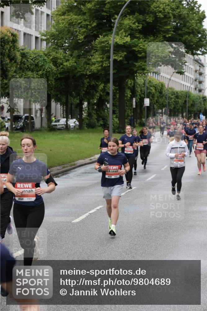14.06.2026 - REWE Women's Run Jannik Wohlers http://msf.ph/oto/9804689 14.06.2026 10:38:38 Laufen 10, 5933, 57, 5217, 7 meine-sportfotos.de