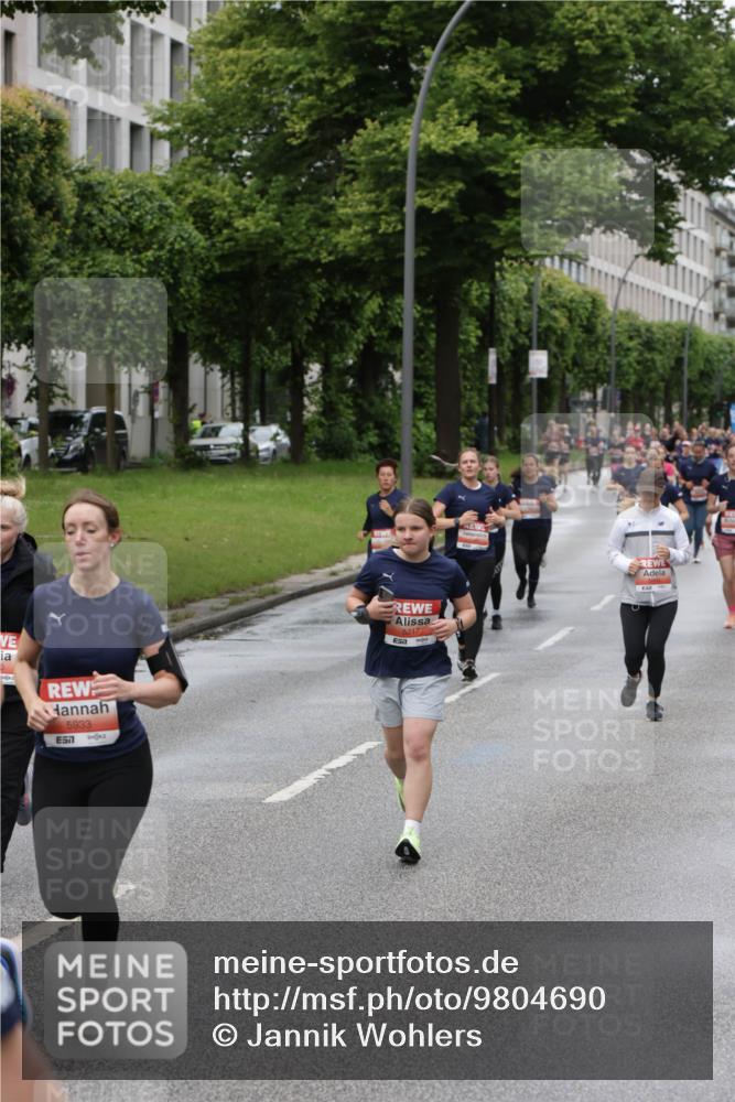 14.06.2026 - REWE Women's Run Jannik Wohlers http://msf.ph/oto/9804690 14.06.2026 10:38:38 Laufen 5933, 7, 52172 meine-sportfotos.de