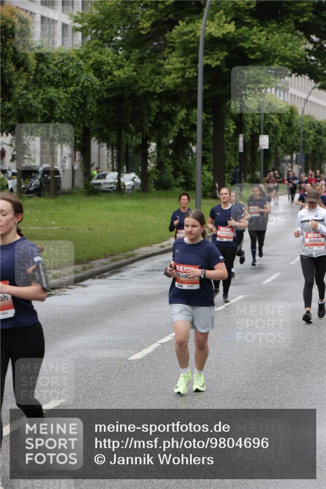 14.06.2026 - REWE Women's Run Jannik Wohlers http://msf.ph/oto/9804696 14.06.2026 10:38:38 Laufen 5217, 6511 meine-sportfotos.de