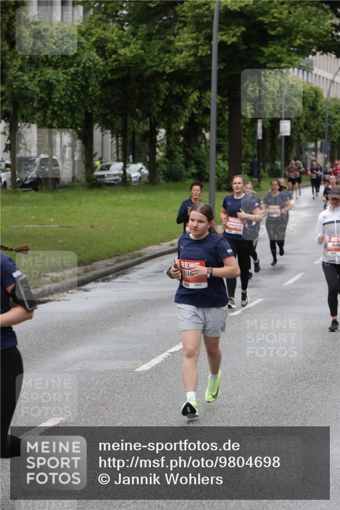 14.06.2026 - REWE Women's Run Jannik Wohlers http://msf.ph/oto/9804698 14.06.2026 10:38:38 Laufen 5217 meine-sportfotos.de