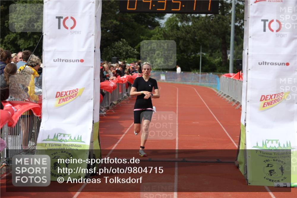 14.06.2026 - 7 Türme Triathlon Andreas Tolksdorf http://msf.ph/oto/9804715 14.06.2026 15:35:09 Ziel 1185, 1731 meine-sportfotos.de