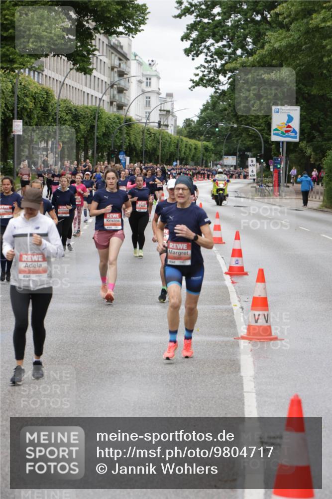 14.06.2026 - REWE Women's Run Jannik Wohlers http://msf.ph/oto/9804717 14.06.2026 10:38:40 Laufen 9, 4 meine-sportfotos.de