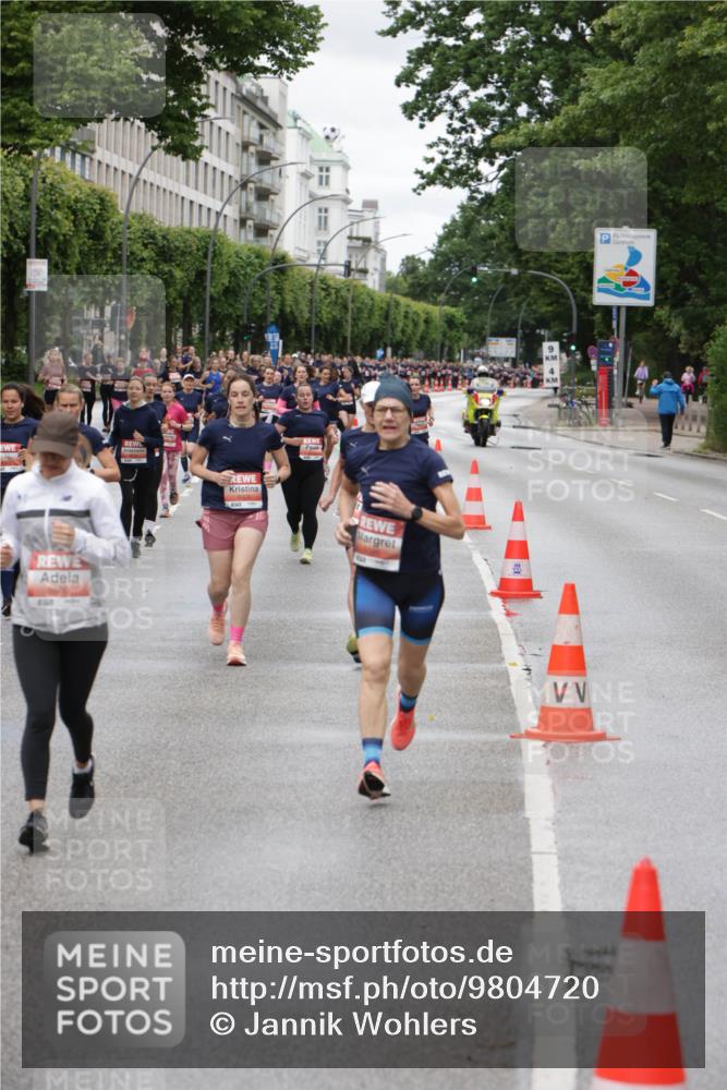 14.06.2026 - REWE Women's Run Jannik Wohlers http://msf.ph/oto/9804720 14.06.2026 10:38:40 Laufen 9 meine-sportfotos.de