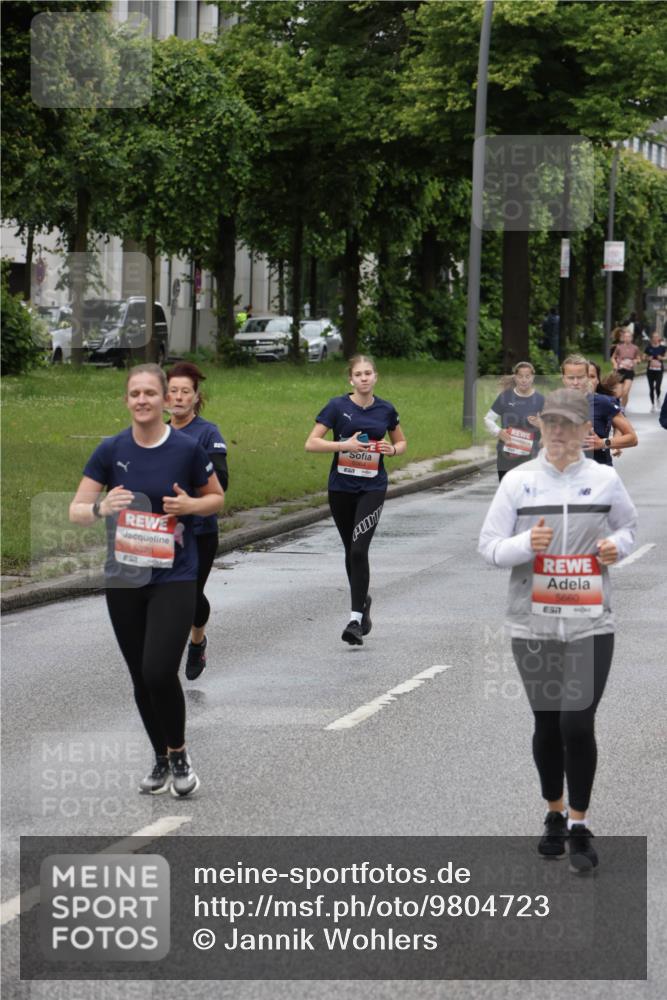 14.06.2026 - REWE Women's Run Jannik Wohlers http://msf.ph/oto/9804723 14.06.2026 10:38:41 Laufen 6070, 5660 meine-sportfotos.de