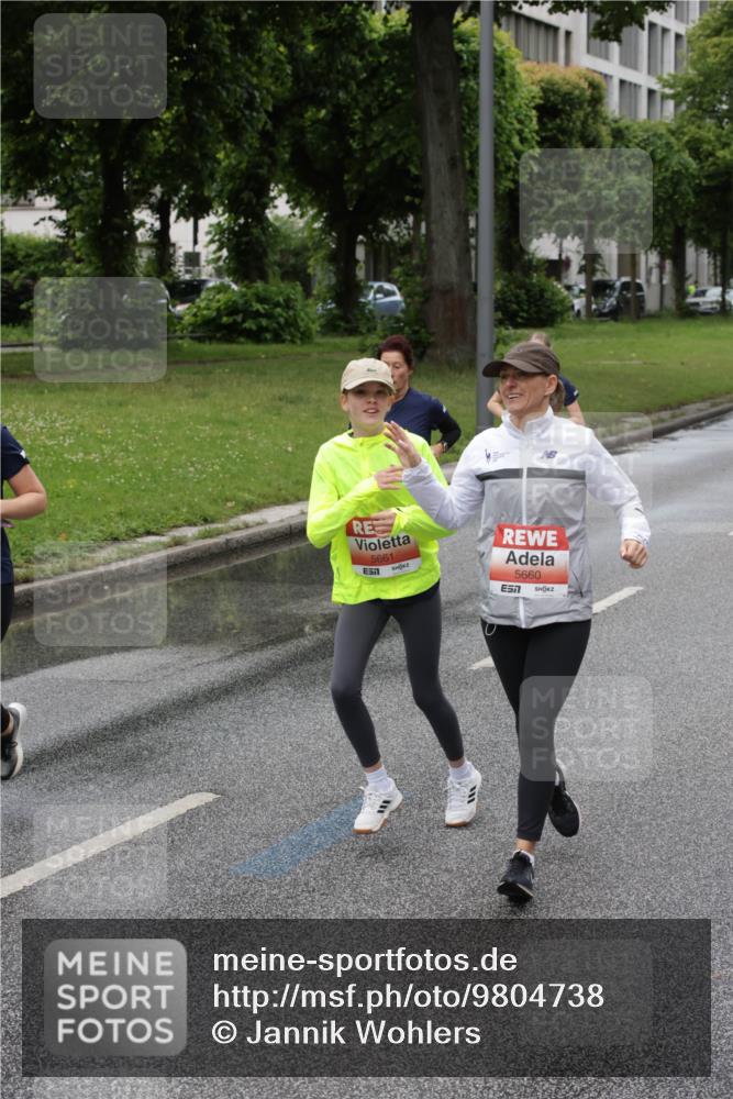 14.06.2026 - REWE Women's Run Jannik Wohlers http://msf.ph/oto/9804738 14.06.2026 10:38:43 Laufen 5661, 5660, 51 meine-sportfotos.de