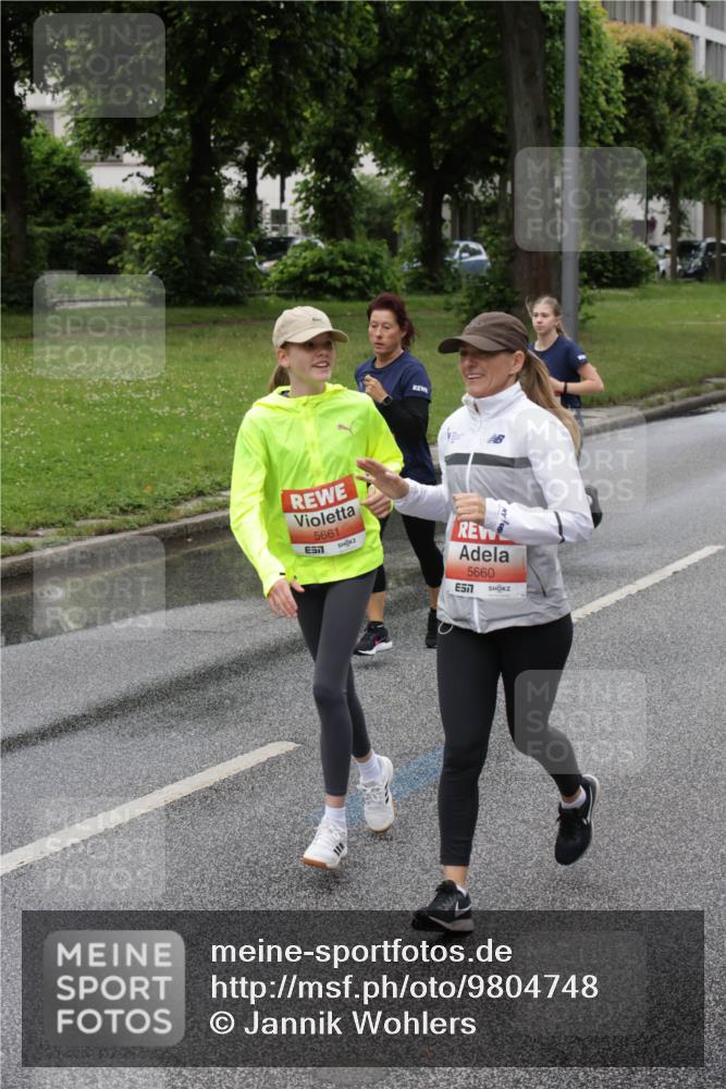 14.06.2026 - REWE Women's Run Jannik Wohlers http://msf.ph/oto/9804748 14.06.2026 10:38:44 Laufen 5661, 5660, 7 meine-sportfotos.de