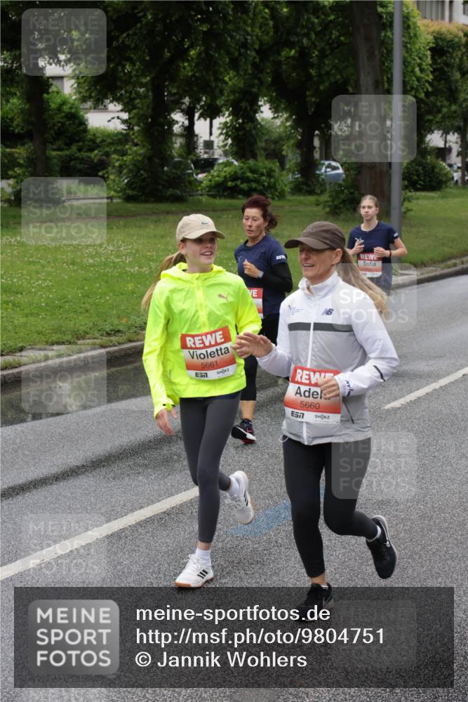 14.06.2026 - REWE Women's Run Jannik Wohlers http://msf.ph/oto/9804751 14.06.2026 10:38:44 Laufen 5661, 5660, 57 meine-sportfotos.de