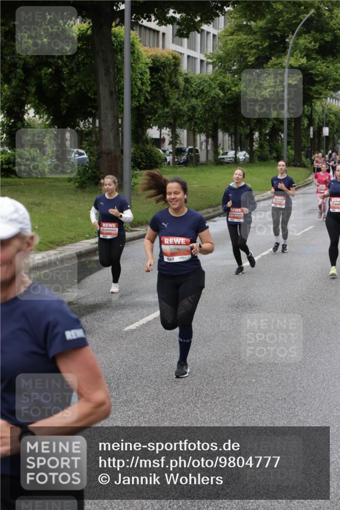 14.06.2026 - REWE Women's Run Jannik Wohlers http://msf.ph/oto/9804777 14.06.2026 10:38:47 Laufen 6055 meine-sportfotos.de