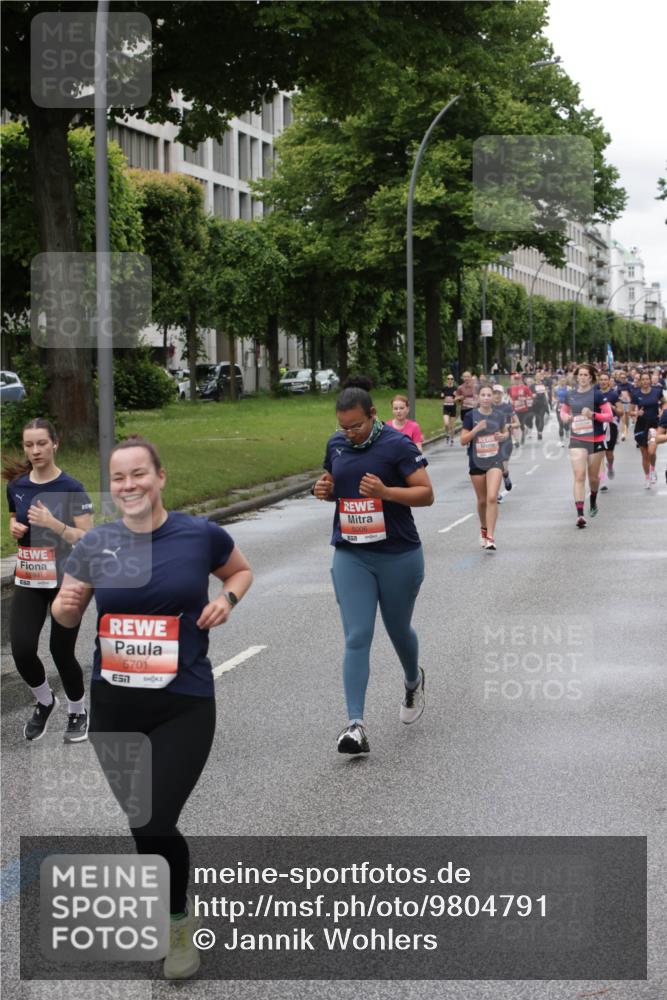 14.06.2026 - REWE Women's Run Jannik Wohlers http://msf.ph/oto/9804791 14.06.2026 10:38:50 Laufen 5284, 6701, 7, 5006, 51 meine-sportfotos.de