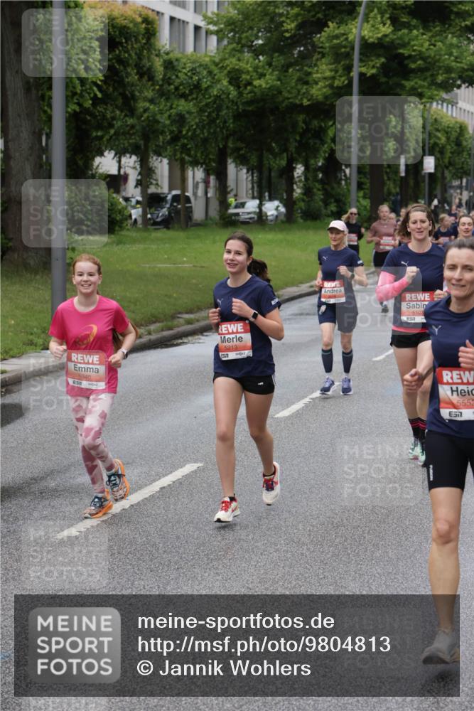 14.06.2026 - REWE Women's Run Jannik Wohlers http://msf.ph/oto/9804813 14.06.2026 10:38:53 Laufen 5340, 5213, 5107, 657, 5552, 51 meine-sportfotos.de