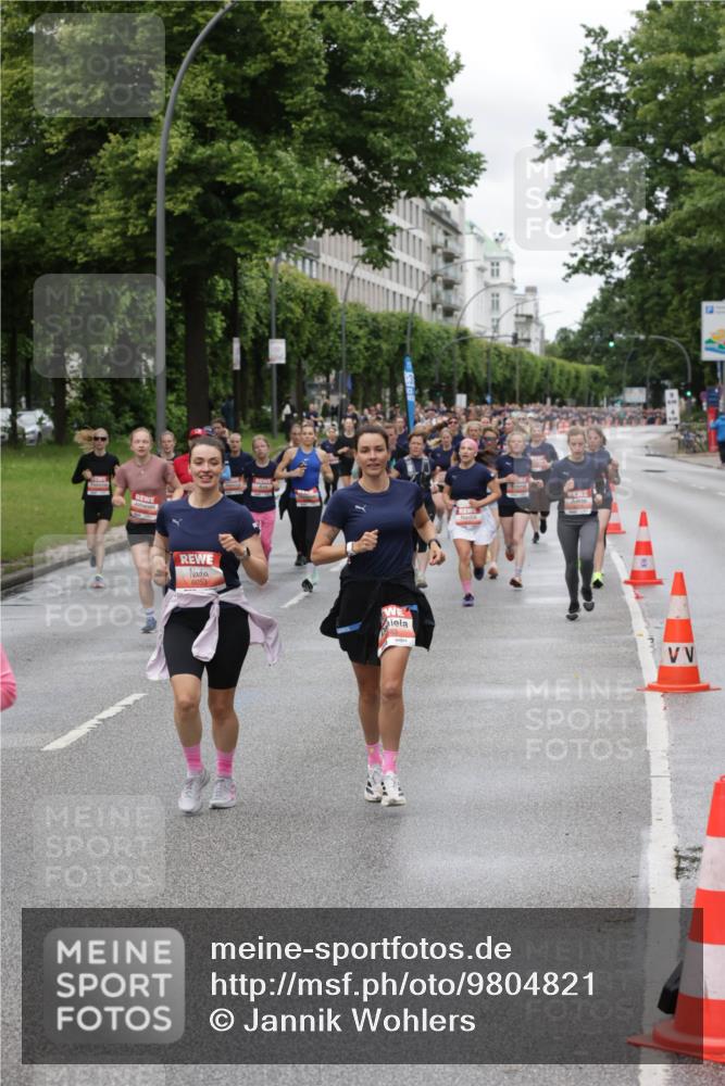 14.06.2026 - REWE Women's Run Jannik Wohlers http://msf.ph/oto/9804821 14.06.2026 10:38:55 Laufen 6053 meine-sportfotos.de