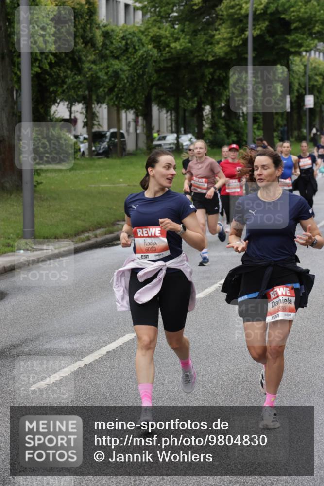 14.06.2026 - REWE Women's Run Jannik Wohlers http://msf.ph/oto/9804830 14.06.2026 10:38:56 Laufen 6053, 5683, 7 meine-sportfotos.de