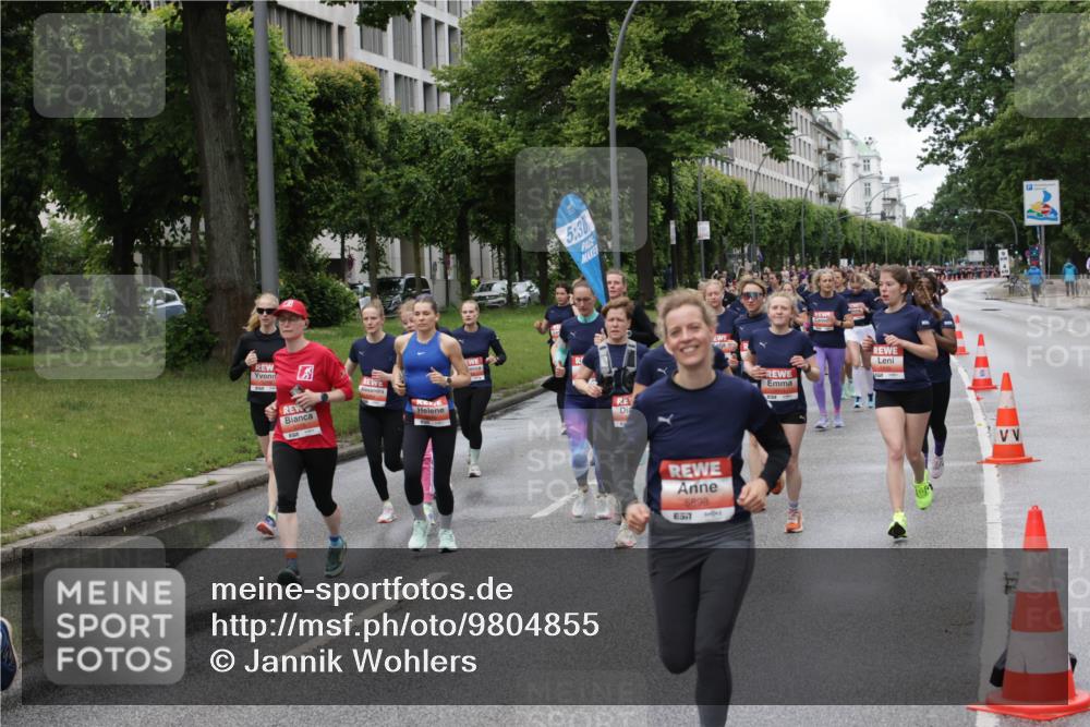 14.06.2026 - REWE Women's Run Jannik Wohlers http://msf.ph/oto/9804855 14.06.2026 10:39:00 Laufen 5, 30, 5898, 042 meine-sportfotos.de