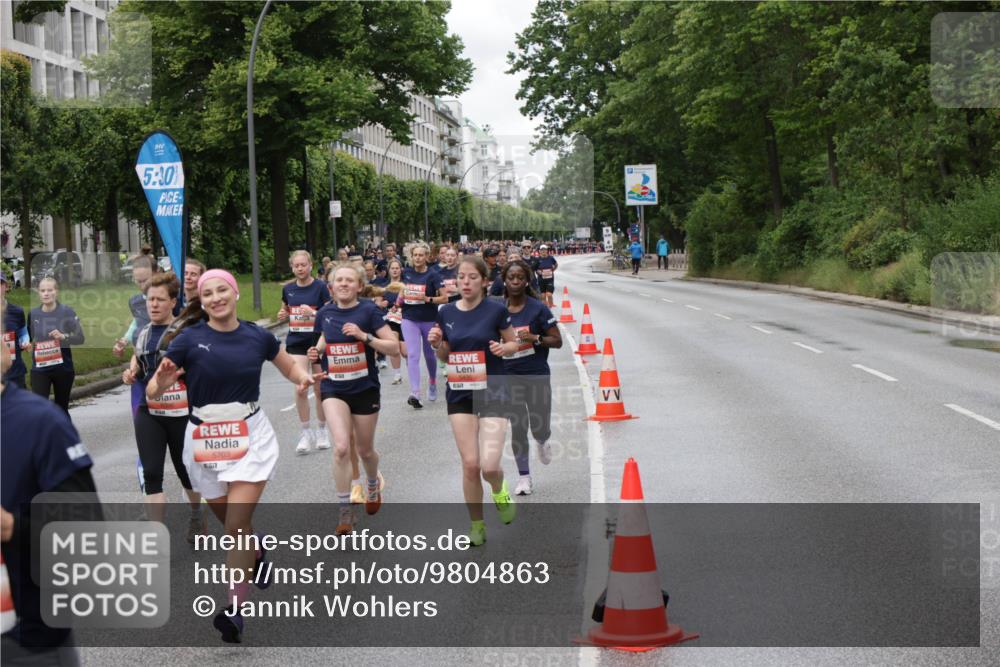 14.06.2026 - REWE Women's Run Jannik Wohlers http://msf.ph/oto/9804863 14.06.2026 10:39:01 Laufen 5, 30, 5703 meine-sportfotos.de