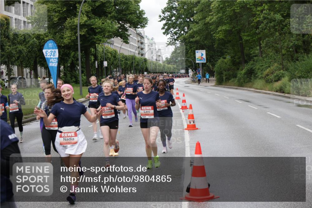 14.06.2026 - REWE Women's Run Jannik Wohlers http://msf.ph/oto/9804865 14.06.2026 10:39:01 Laufen 5, 30, 5703, 5435 meine-sportfotos.de