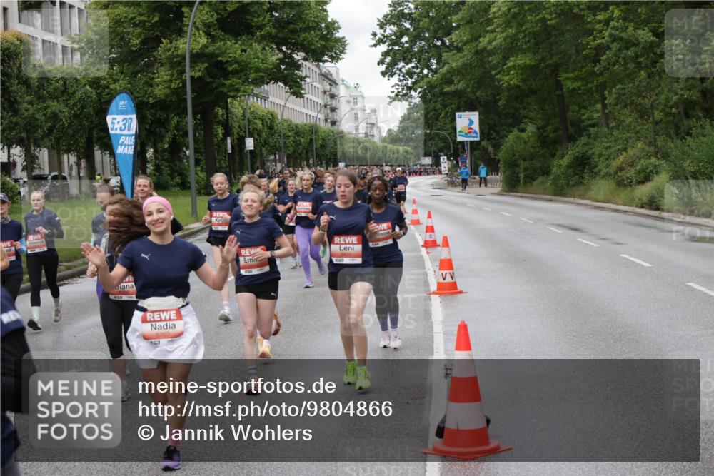 14.06.2026 - REWE Women's Run Jannik Wohlers http://msf.ph/oto/9804866 14.06.2026 10:39:01 Laufen 5, 30, 5703, 7 meine-sportfotos.de