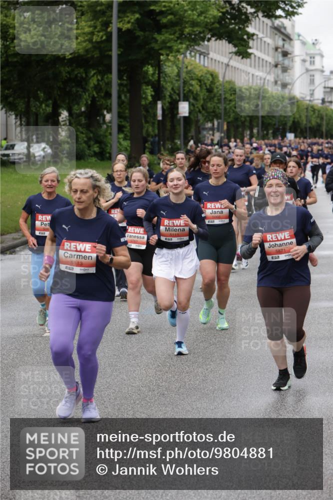 14.06.2026 - REWE Women's Run Jannik Wohlers http://msf.ph/oto/9804881 14.06.2026 10:39:04 Laufen 5113, 7, 5087, 5111, 7, 5066, 5871, 7 meine-sportfotos.de