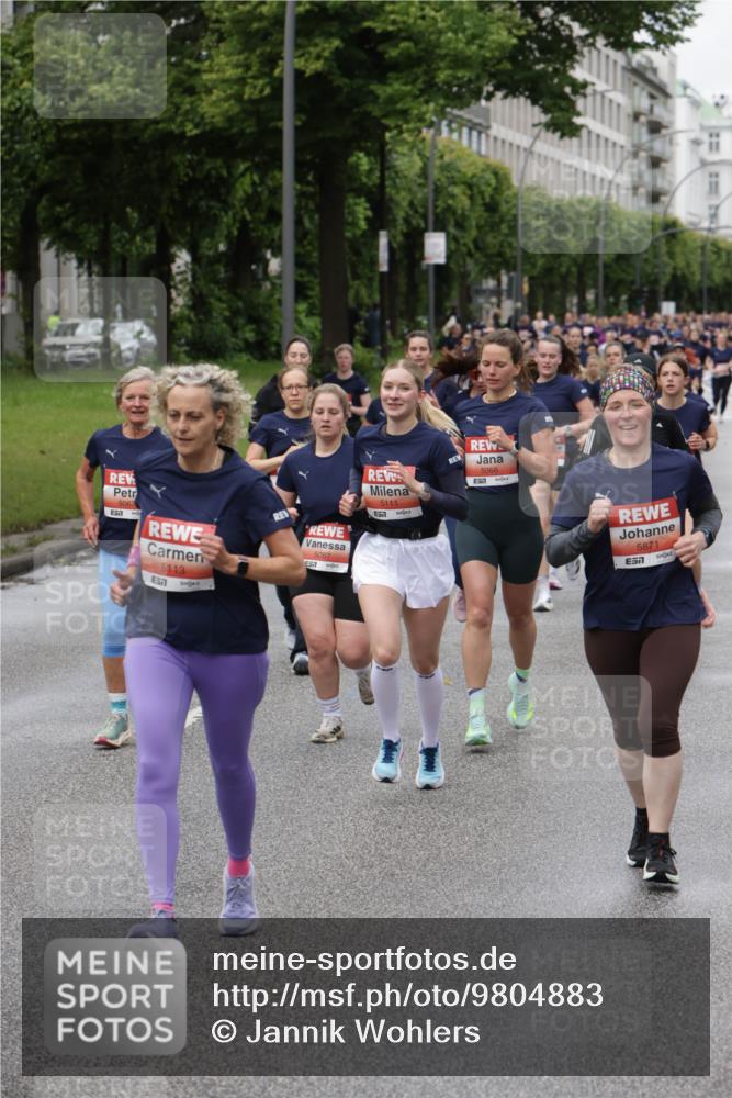 14.06.2026 - REWE Women's Run Jannik Wohlers http://msf.ph/oto/9804883 14.06.2026 10:39:05 Laufen 5067, 657, 5113, 5087, 5111, 657, 5066, 51, 5871, 7 meine-sportfotos.de