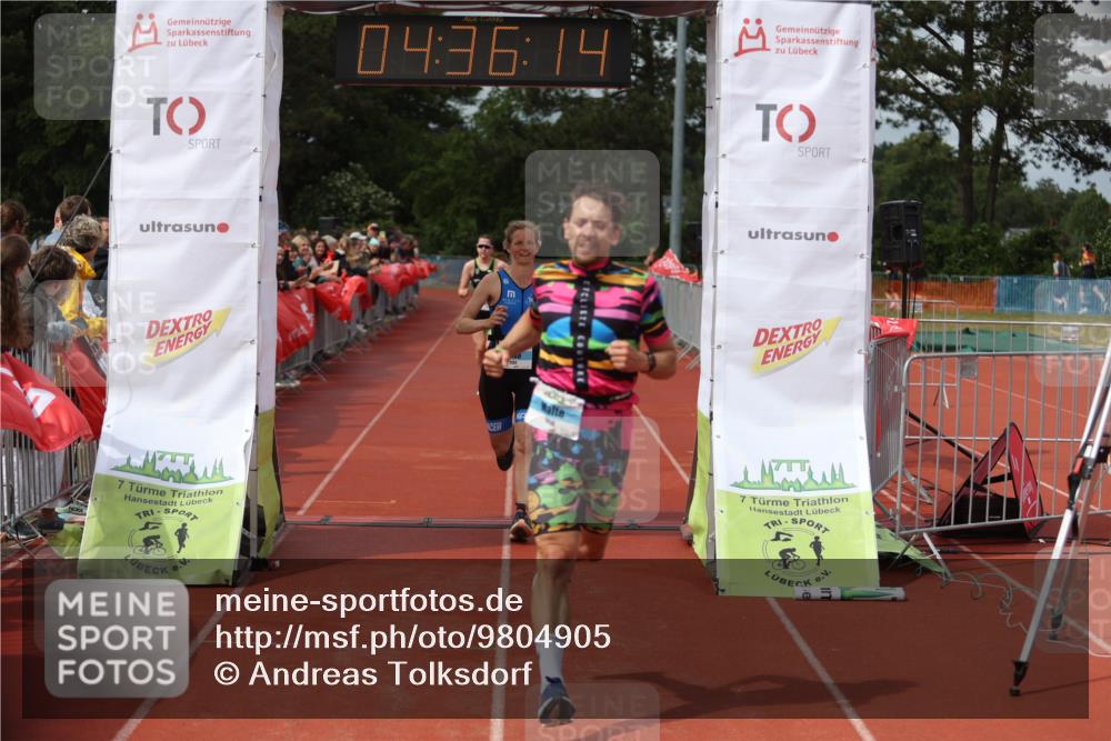14.06.2026 - 7 Türme Triathlon Andreas Tolksdorf http://msf.ph/oto/9804905 14.06.2026 15:36:13 Ziel 1056, 1116, 1131, 1567 meine-sportfotos.de
