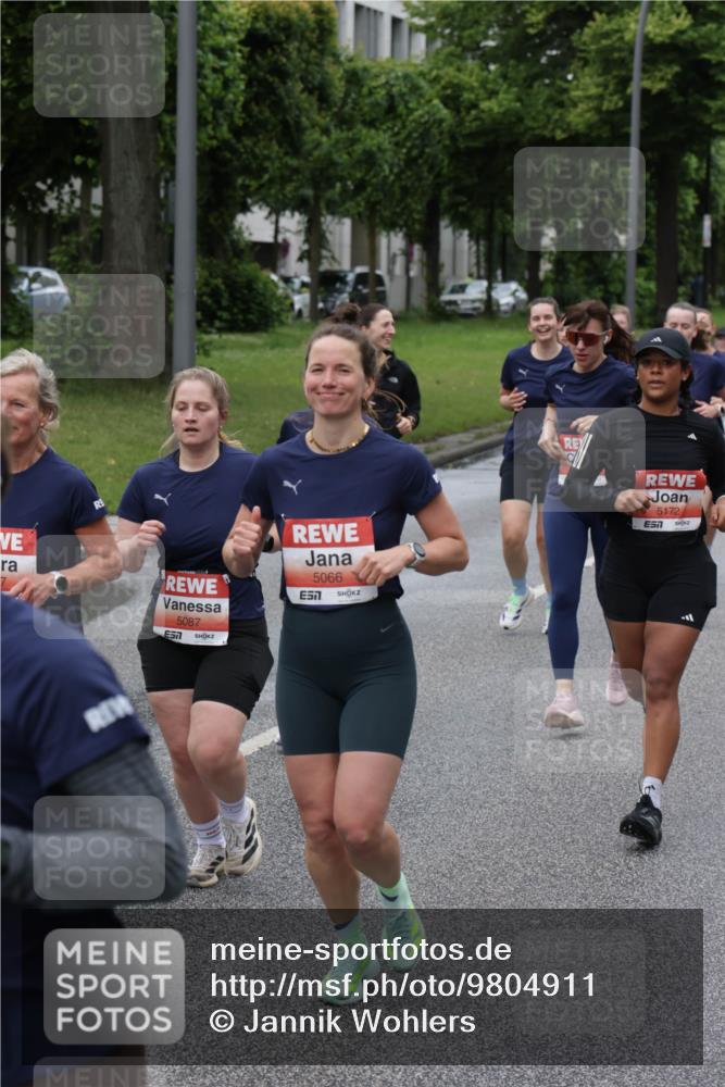 14.06.2026 - REWE Women's Run Jannik Wohlers http://msf.ph/oto/9804911 14.06.2026 10:39:08 Laufen 5087, 7, 5066, 5172, 517 meine-sportfotos.de