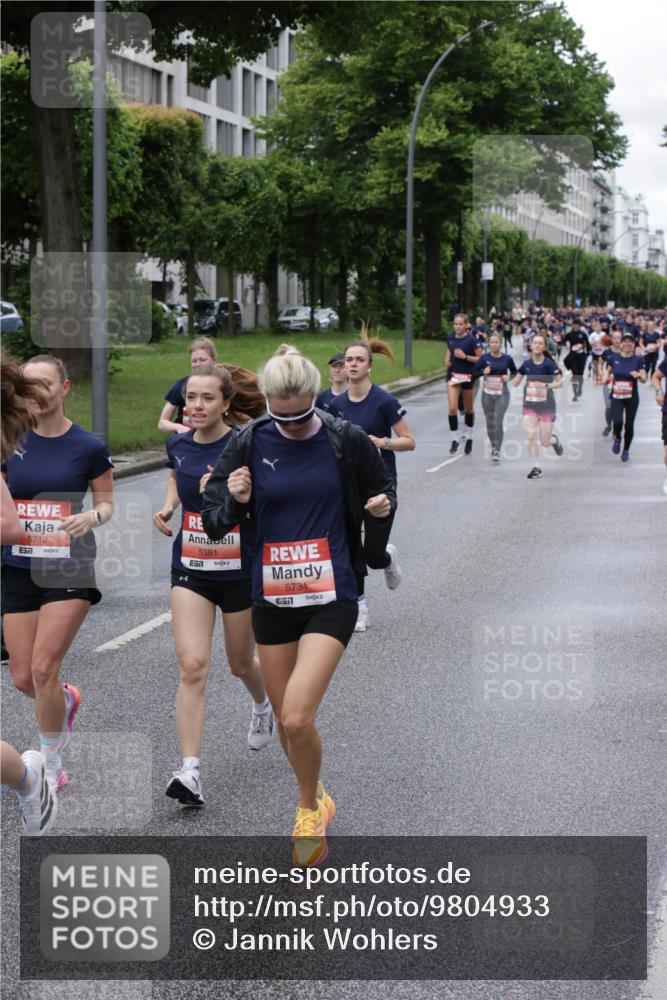 14.06.2026 - REWE Women's Run Jannik Wohlers http://msf.ph/oto/9804933 14.06.2026 10:39:11 Laufen 5712, 57, 5381, 5731, 657 meine-sportfotos.de