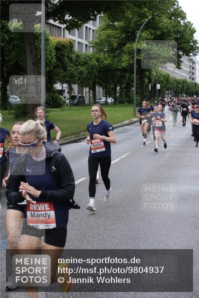 14.06.2026 - REWE Women's Run Jannik Wohlers http://msf.ph/oto/9804937 14.06.2026 10:39:11 Laufen 5731, 5209, 5 meine-sportfotos.de