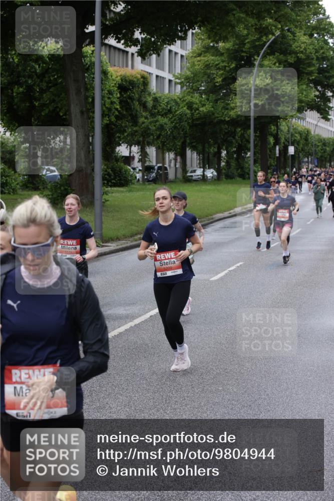 14.06.2026 - REWE Women's Run Jannik Wohlers http://msf.ph/oto/9804944 14.06.2026 10:39:12 Laufen 651, 5209, 7 meine-sportfotos.de