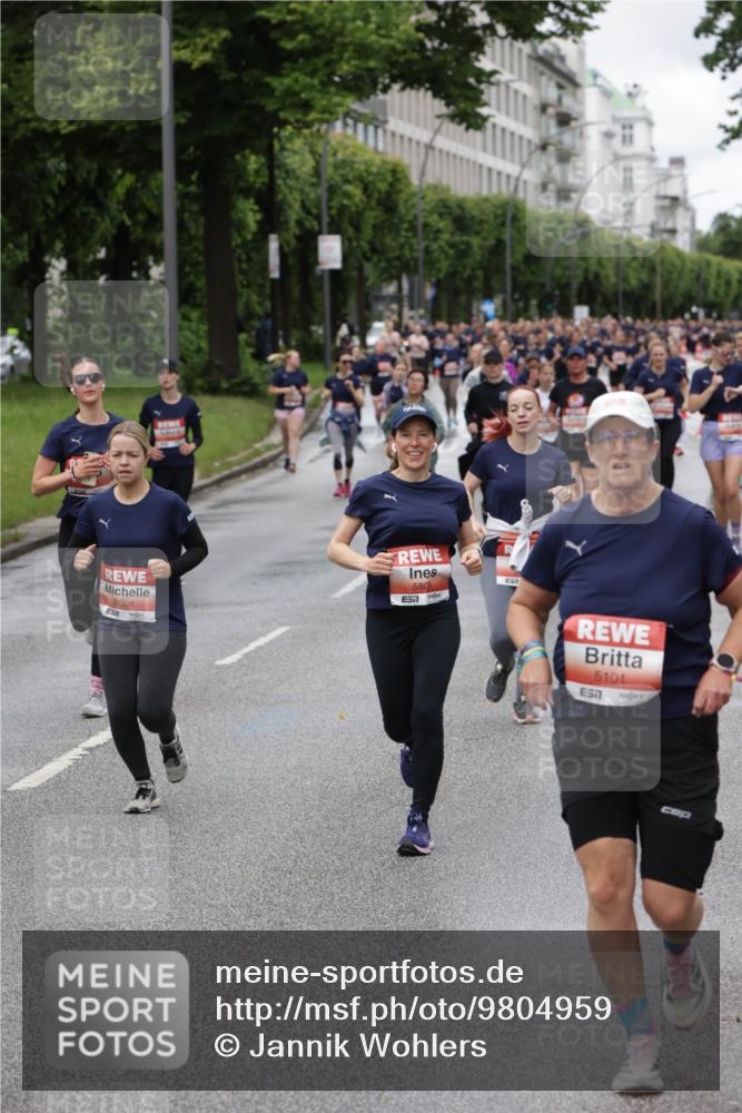 14.06.2026 - REWE Women's Run Jannik Wohlers http://msf.ph/oto/9804959 14.06.2026 10:39:14 Laufen 6008, 5801, 57, 5101 meine-sportfotos.de