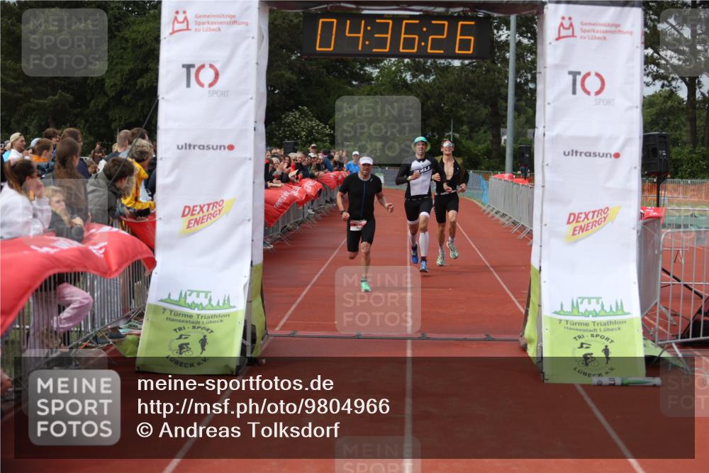 14.06.2026 - 7 Türme Triathlon Andreas Tolksdorf http://msf.ph/oto/9804966 14.06.2026 15:36:25 Ziel 623, 639, 795 meine-sportfotos.de