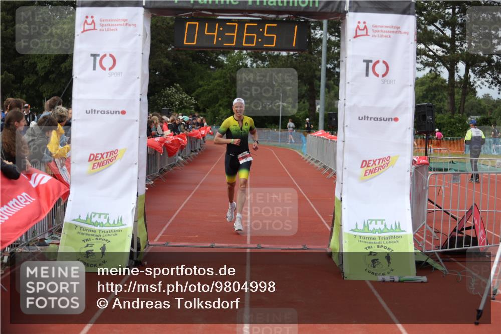 14.06.2026 - 7 Türme Triathlon Andreas Tolksdorf http://msf.ph/oto/9804998 14.06.2026 15:36:50 Ziel 728, 1545 meine-sportfotos.de