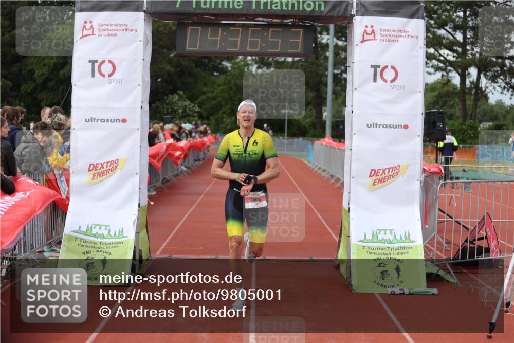 14.06.2026 - 7 Türme Triathlon Andreas Tolksdorf http://msf.ph/oto/9805001 14.06.2026 15:36:51 Ziel 728, 1545 meine-sportfotos.de