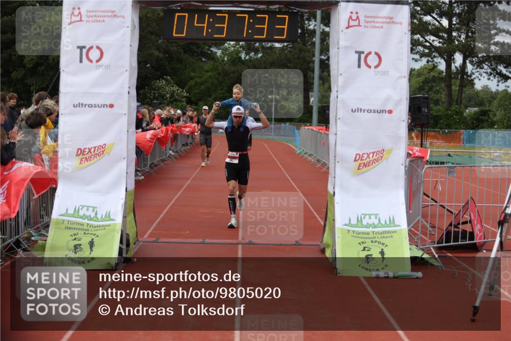 14.06.2026 - 7 Türme Triathlon Andreas Tolksdorf http://msf.ph/oto/9805020 14.06.2026 15:37:32 Ziel 792, 920, 933, 956 meine-sportfotos.de