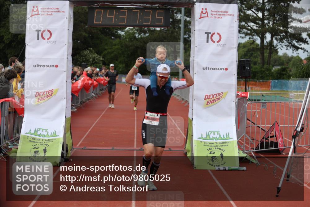 14.06.2026 - 7 Türme Triathlon Andreas Tolksdorf http://msf.ph/oto/9805025 14.06.2026 15:37:34 Ziel 792, 920, 933, 956 meine-sportfotos.de