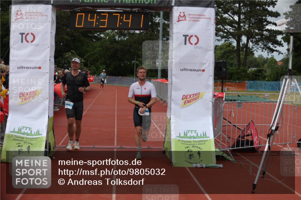 14.06.2026 - 7 Türme Triathlon Andreas Tolksdorf http://msf.ph/oto/9805032 14.06.2026 15:37:40 Ziel 792, 920, 933, 956 meine-sportfotos.de