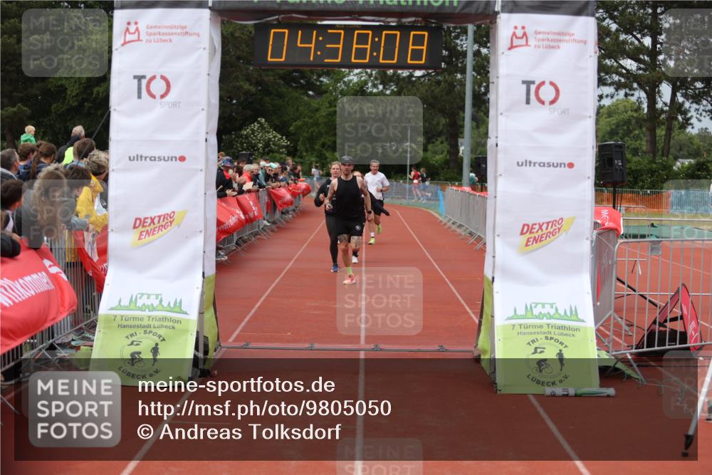 14.06.2026 - 7 Türme Triathlon Andreas Tolksdorf http://msf.ph/oto/9805050 14.06.2026 15:38:07 Ziel 884, 1182 meine-sportfotos.de