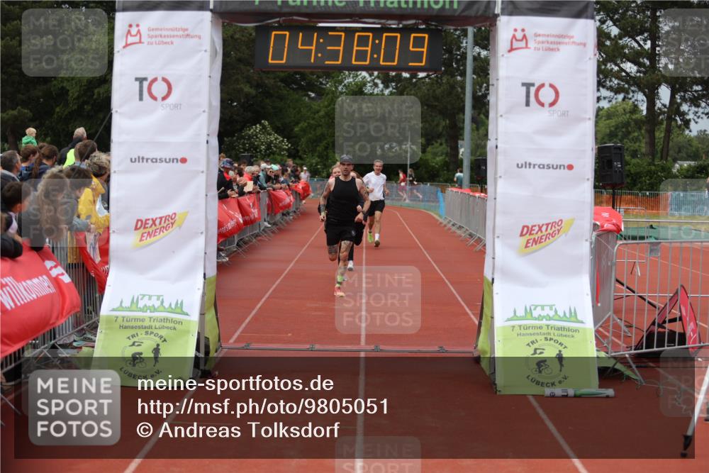 14.06.2026 - 7 Türme Triathlon Andreas Tolksdorf http://msf.ph/oto/9805051 14.06.2026 15:38:08 Ziel 884, 1182 meine-sportfotos.de