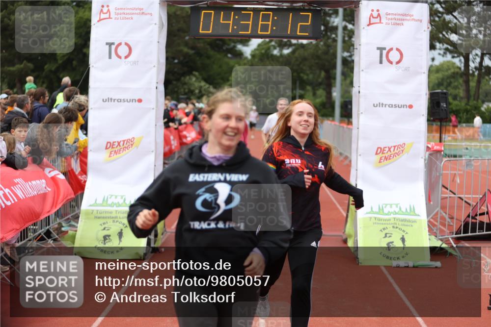 14.06.2026 - 7 Türme Triathlon Andreas Tolksdorf http://msf.ph/oto/9805057 14.06.2026 15:38:11 Ziel 884, 1182 meine-sportfotos.de