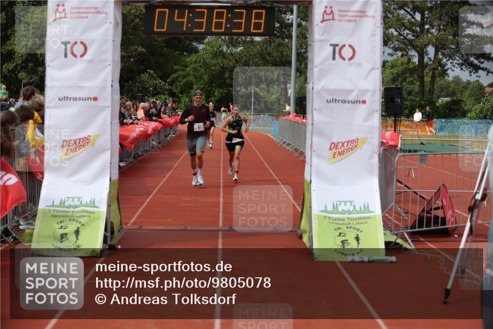 14.06.2026 - 7 Türme Triathlon Andreas Tolksdorf http://msf.ph/oto/9805078 14.06.2026 15:38:37 Ziel 887, 894, 919, 1738 meine-sportfotos.de