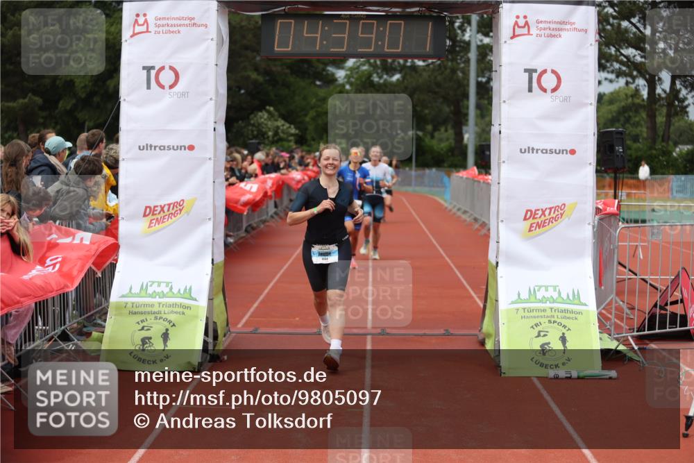 14.06.2026 - 7 Türme Triathlon Andreas Tolksdorf http://msf.ph/oto/9805097 14.06.2026 15:39:00 Ziel 997, 1084, 1093, 1180 meine-sportfotos.de